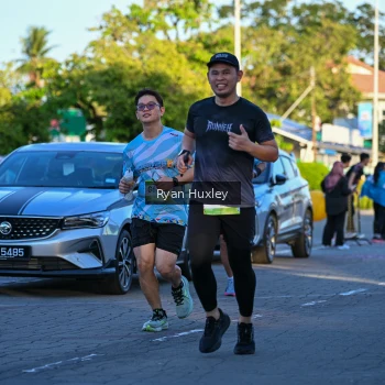 Runner Photo 1493815