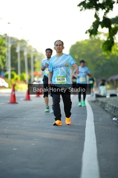 Runner Photo 1494054