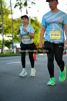 Runner Photo 1494189