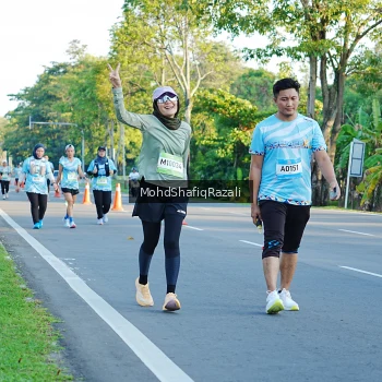 Runner Photo 1494400