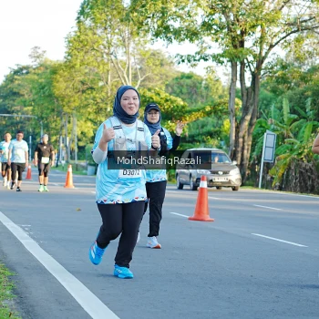 Runner Photo 1494429