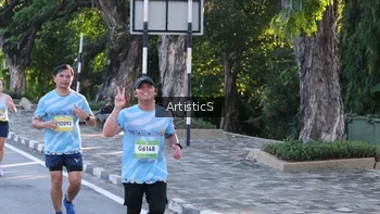 Runner Photo 1494437