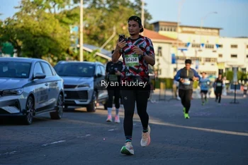 Runner Photo 1494499