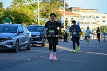 Runner Photo 1494521