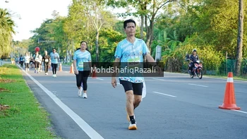 Runner Photo 1494548