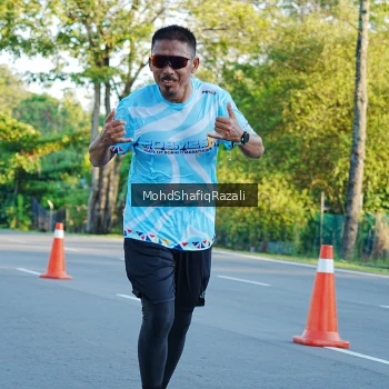 Runner Photo 1494583