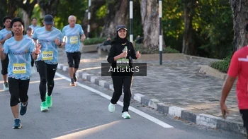 Runner Photo 1495006