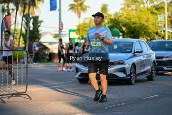 Runner Photo 1495035