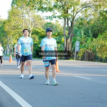 Runner Photo 1495121