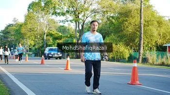 Runner Photo 1495249