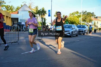 Runner Photo 1495259