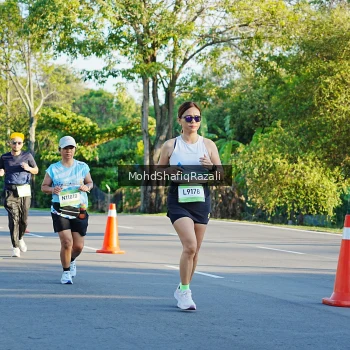 Runner Photo 1495399