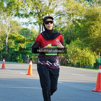 Runner Photo 1495453