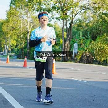 Runner Photo 1495457