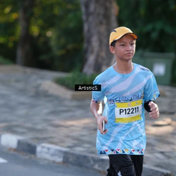 Runner Photo 1495505