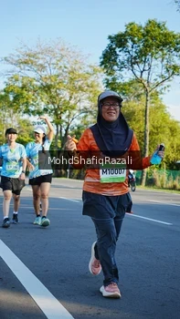 Runner Photo 1495537