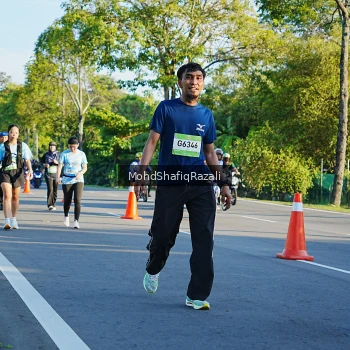 Runner Photo 1495568