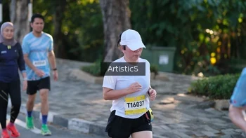 Runner Photo 1495596