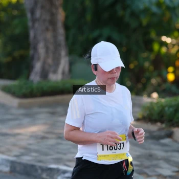 Runner Photo 1495598