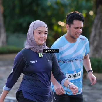 Runner Photo 1495609