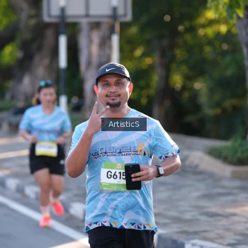 Runner Photo 1495629