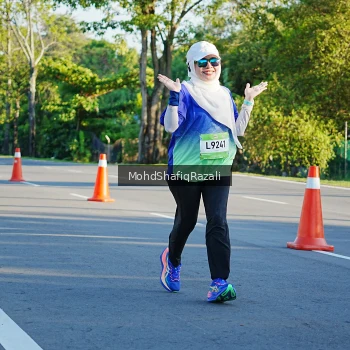 Runner Photo 1495728