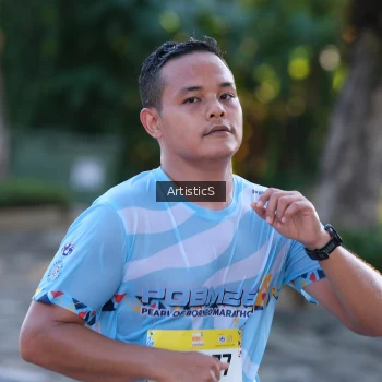 Runner Photo 1495732