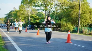 Runner Photo 1495737