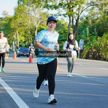 Runner Photo 1495771