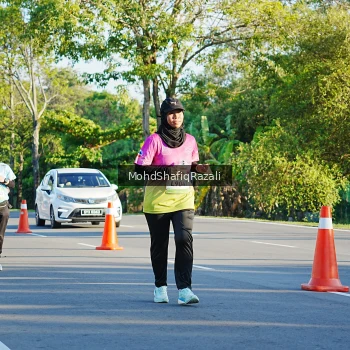 Runner Photo 1495848