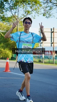 Runner Photo 1495909
