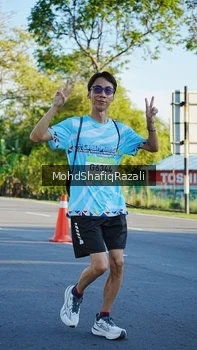Runner Photo 1495919