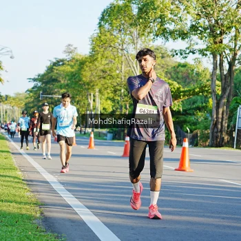 Runner Photo 1495924