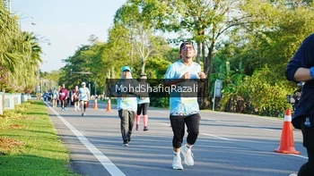 Runner Photo 1495978