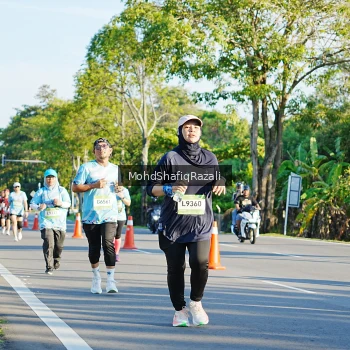 Runner Photo 1495979