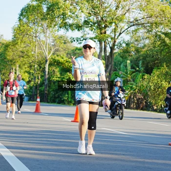Runner Photo 1495993