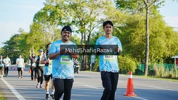 Runner Photo 1496050