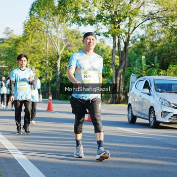 Runner Photo 1496149