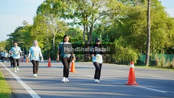 Runner Photo 1496183