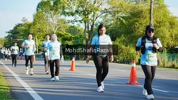 Runner Photo 1496199