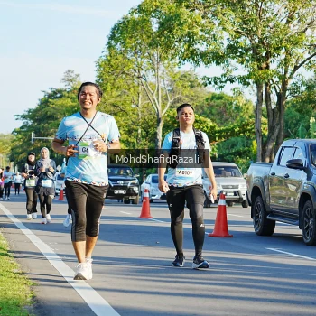 Runner Photo 1496228