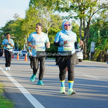 Runner Photo 1496238
