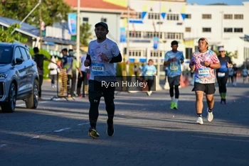 Runner Photo 1496250