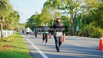 Runner Photo 1496288