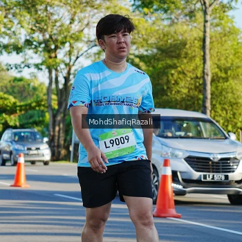 Runner Photo 1496317