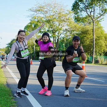 Runner Photo 1496366