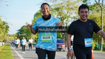 Runner Photo 1496398
