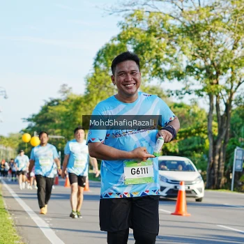 Runner Photo 1496441