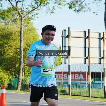 Runner Photo 1496446