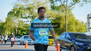 Runner Photo 1496447